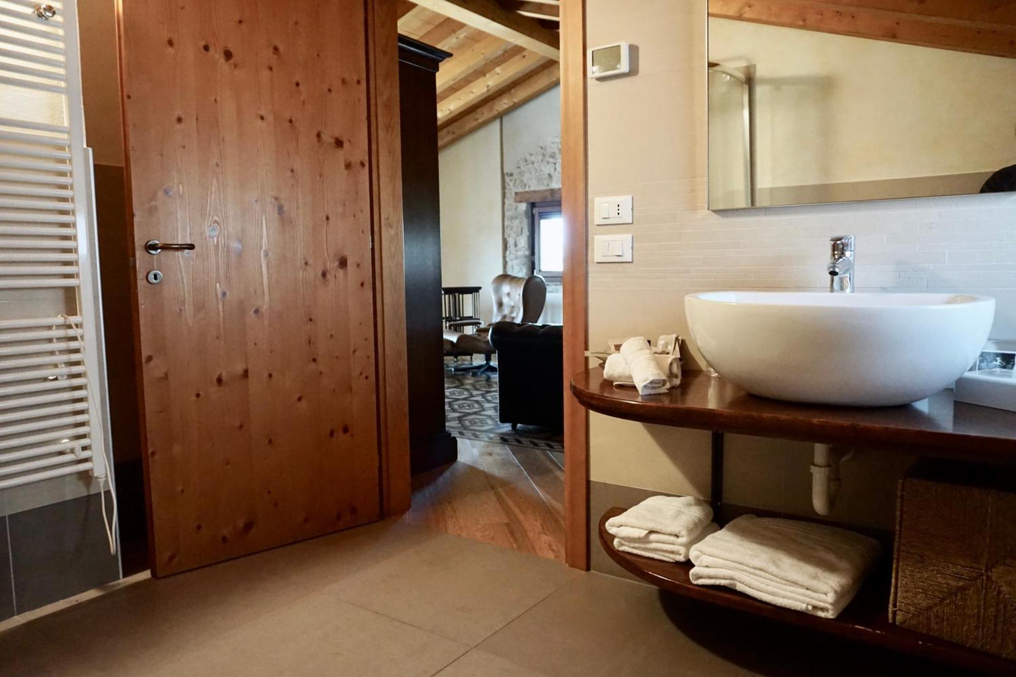 Agriturismo Valentina Cubi ฟูมาเน ภายนอก รูปภาพ