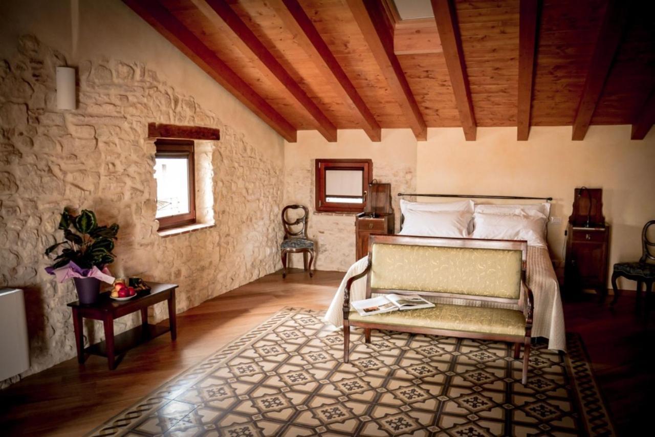 Agriturismo Valentina Cubi ฟูมาเน ภายนอก รูปภาพ